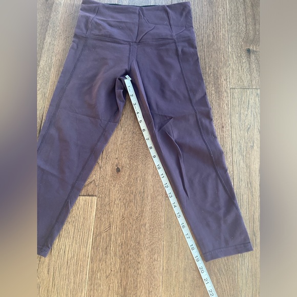 Dark Purple Tuff Athletics Capris 💜 - Picture 4 of 4